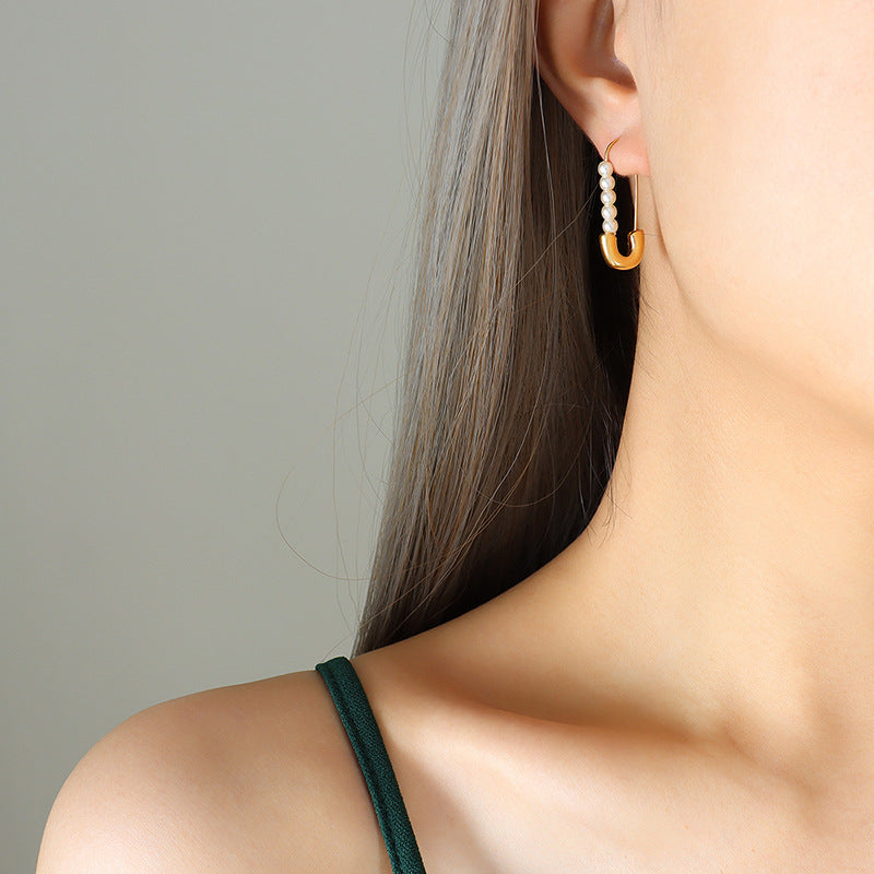 Paramana Earrings with Pearls